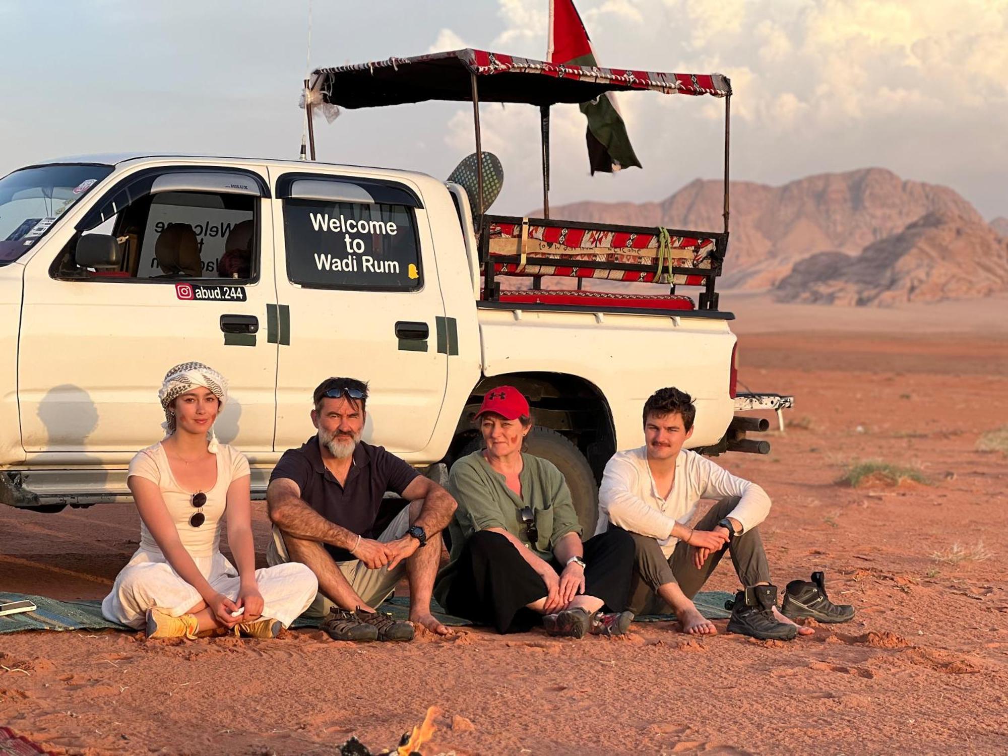 Готель Bedouin Nights Camp Ваді-Рам Екстер'єр фото